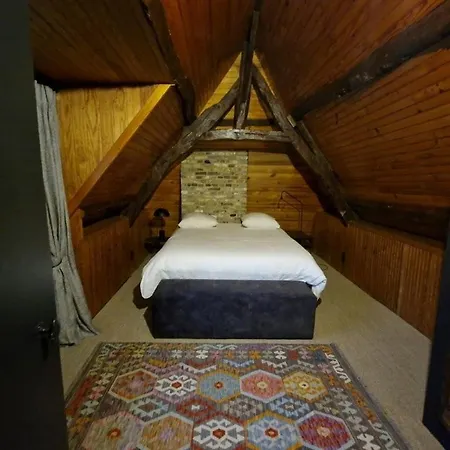 Octave House Σπίτι διακοπών *