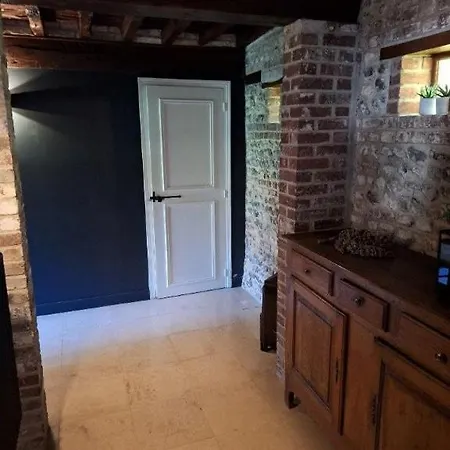 Holiday home Octave House